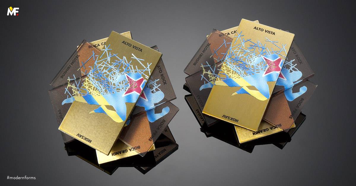 Medaillen Sport Laufsport Benutzerdefiniert Blau Edelstahl Exclusive Gold Multilateral Plexiglas Stahl 